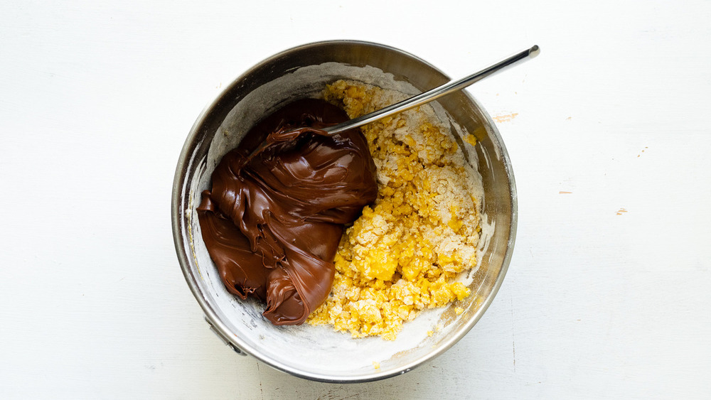 Adding Nutella to egg/flour mix for 3-ingredient Nutella cookies