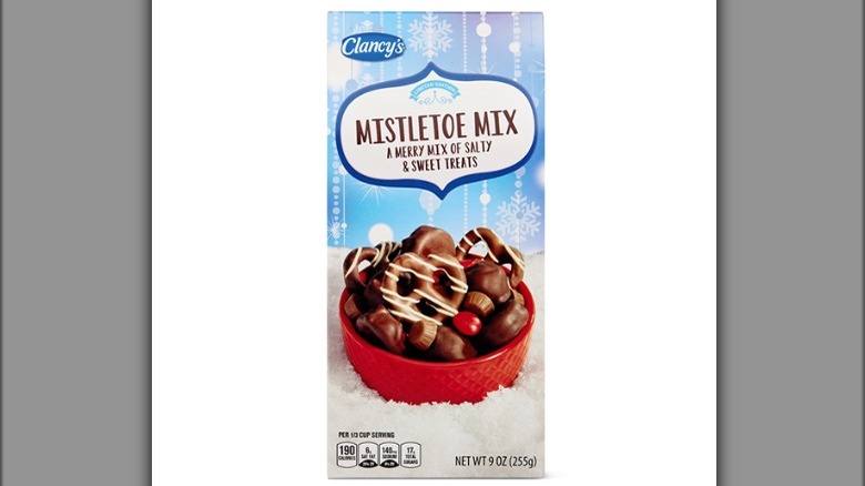 Clancy's Mistletoe Snack Mix