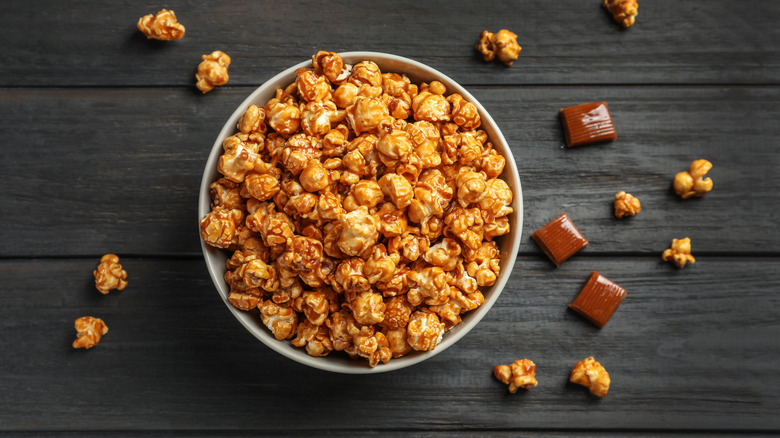 Caramel popcorn