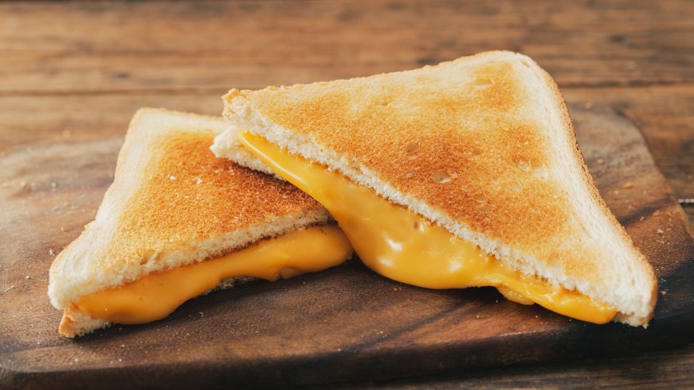 grilled cheese sandwiches