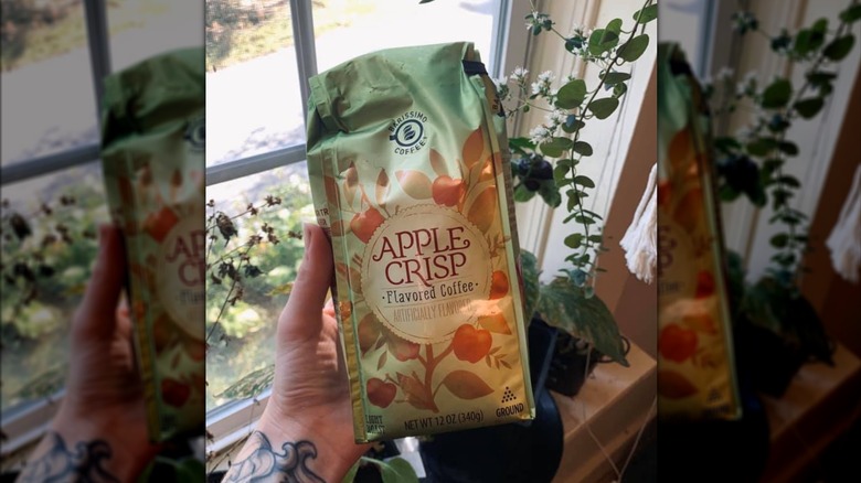 Aldi Barissimo apple crisp coffee 