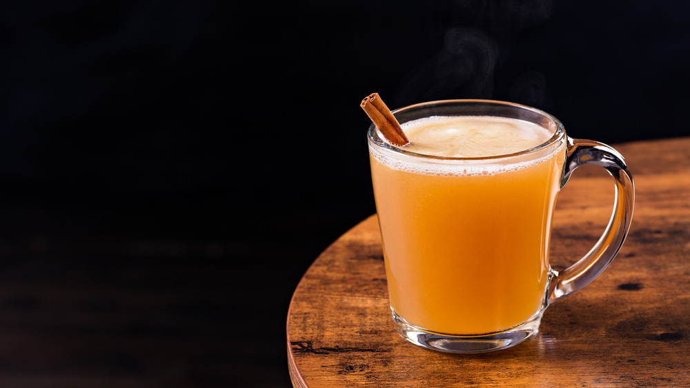 Hot buttered rum Christmas cocktails