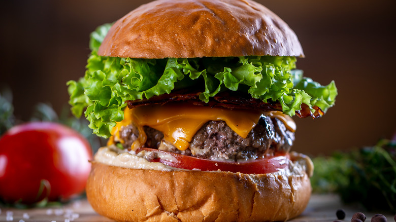 cheddar cheeseburger