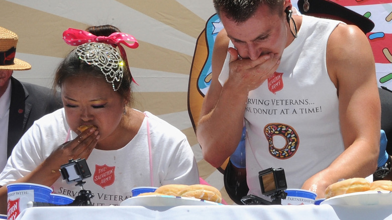 mary bowers eating donuts