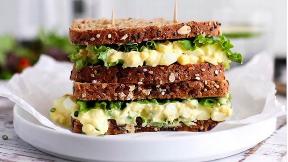 Egg salad sandwich 