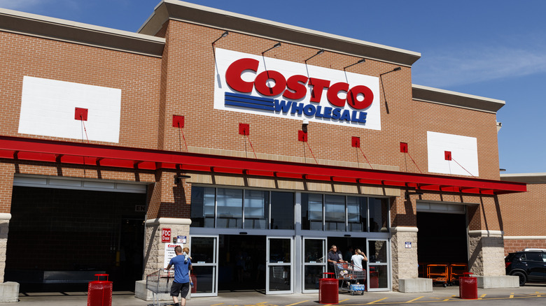 Costco storefront