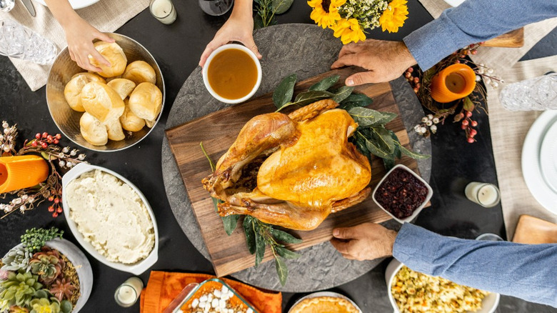 A Thanksgiving meal table spread from Boston market