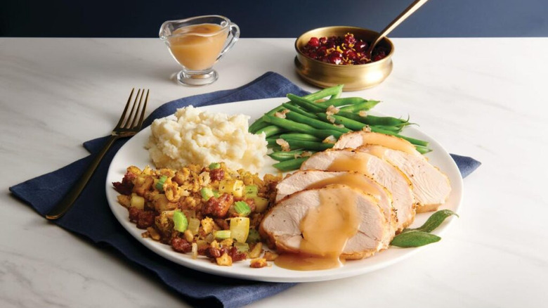 A plate of Thanksgiving dinner at Del Frisco's Grille