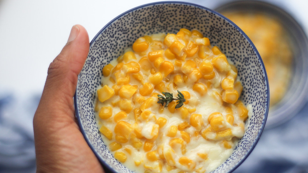 creamed corn in blue bowl