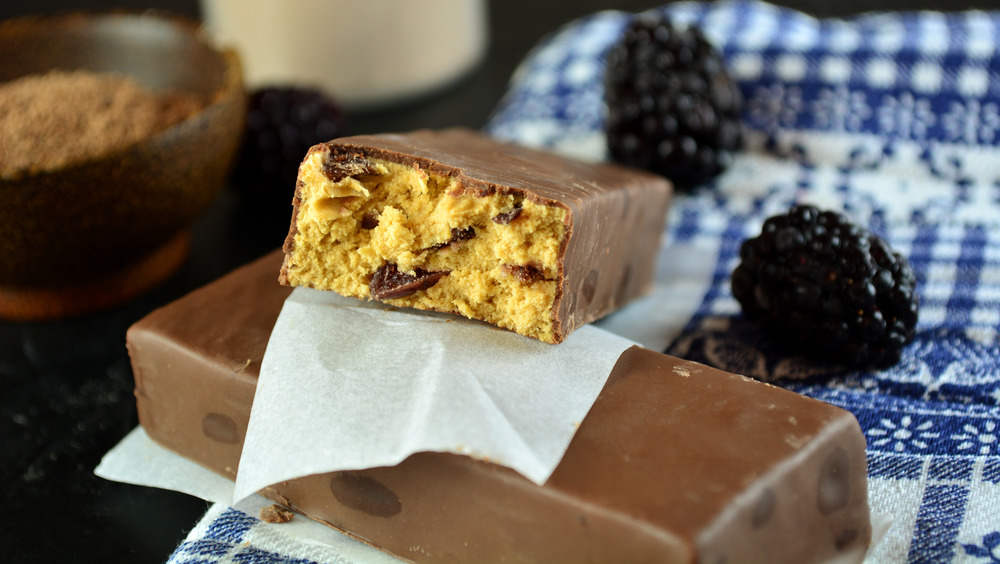 Healthy protein bars