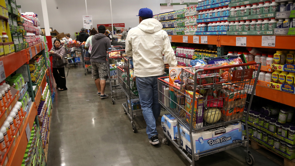 Costco aisle shoppers