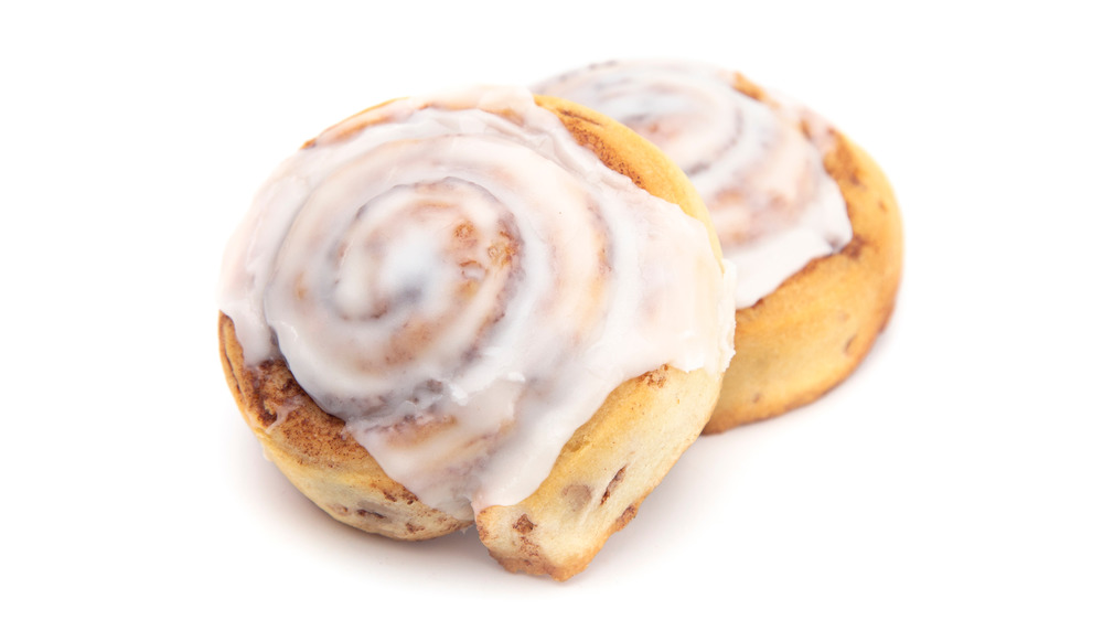 These Mini Cinnamon Rolls At Costco Are Turning Heads