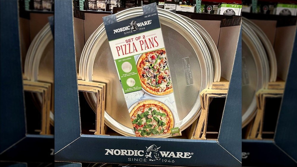  NORDICWARE PIZZA PAN SET OF 2: Home & Kitchen