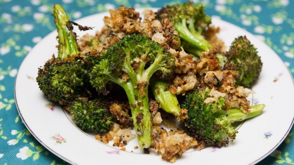 plate of roasted Parmesan broccoli