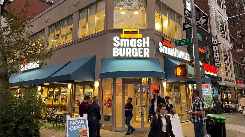 A Smashburger restaurant exterior