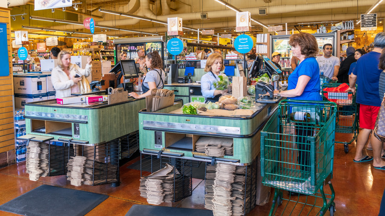 supermarket checkout line