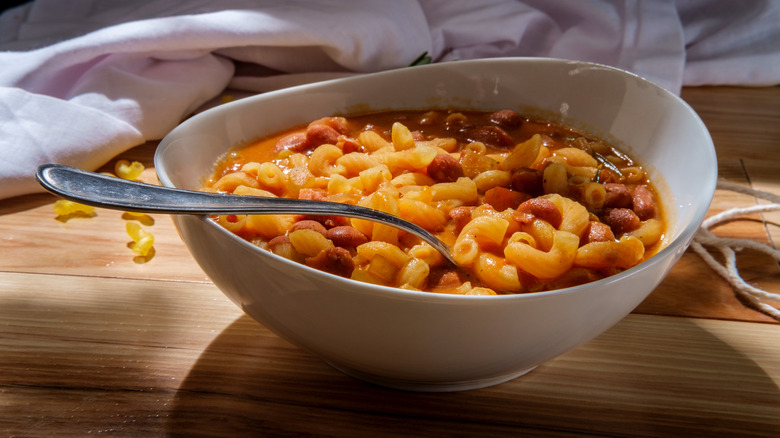 pasta e fagioli in bowl