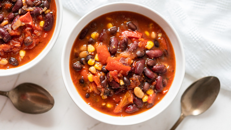 bean chili in bowls