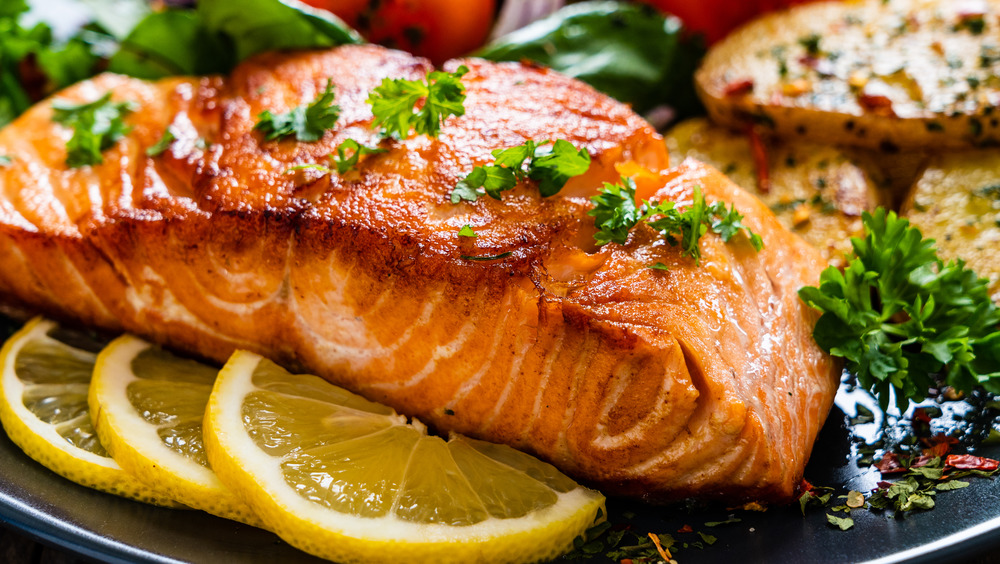 Grilled salmon shouldn't be cooked in air fryer