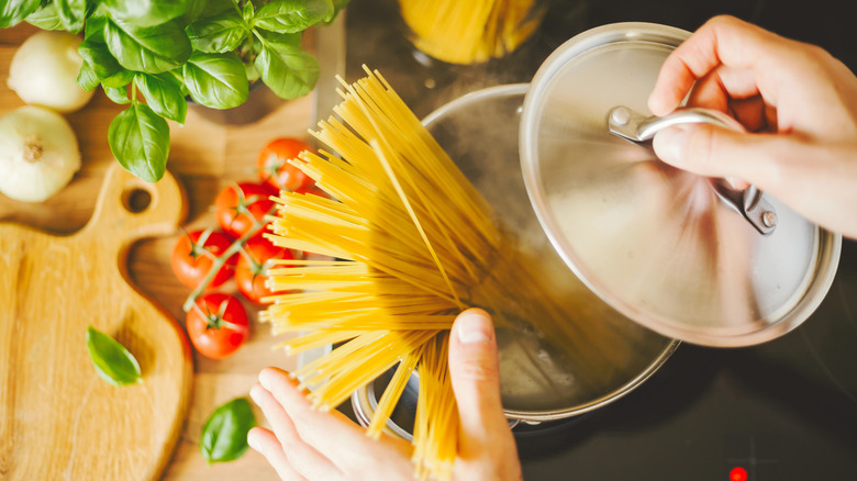 spaghetti in pot top view