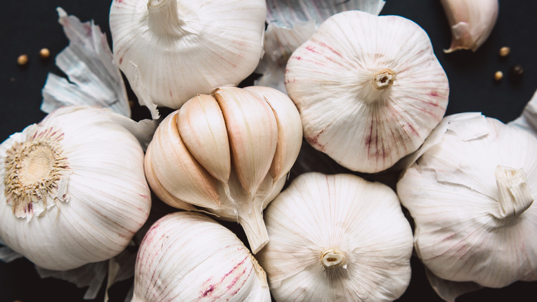 Cloves of garlic