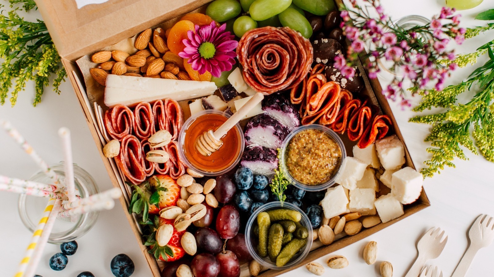 This Aldi Fan s Meat Flower Charcuterie Board Impressed Reddit