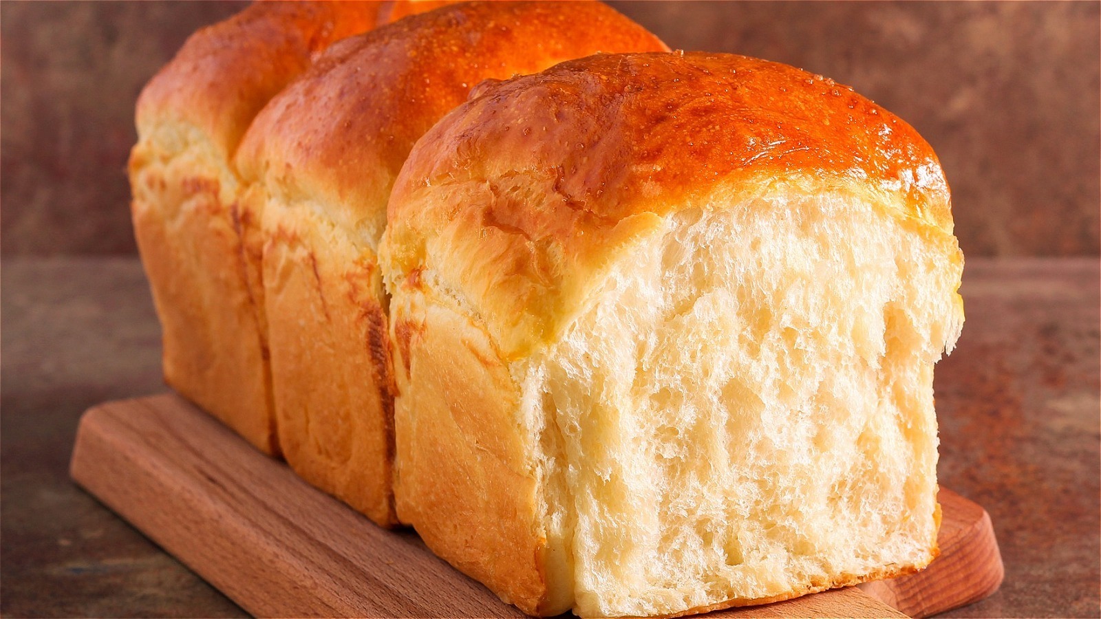 this-bread-company-handed-out-loaves-to-stranded-i-95-drivers