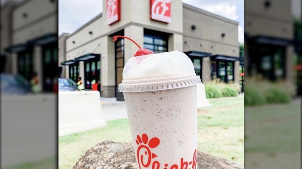 Chick-fil-a cookies and cream shake
