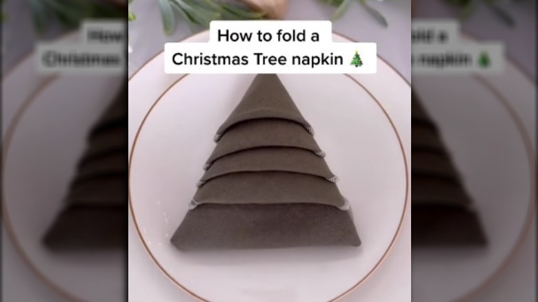 Christmas tree napkin