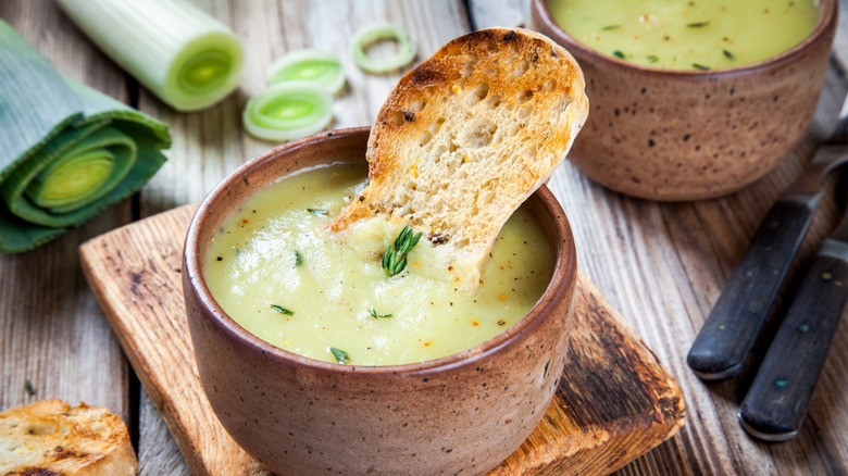 bowl of vichyssoise with bread