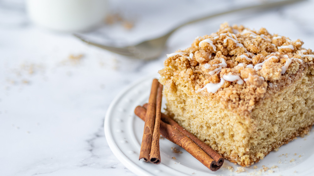 coffee cake recipe sliced