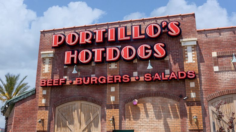 Portillo's restaurant front