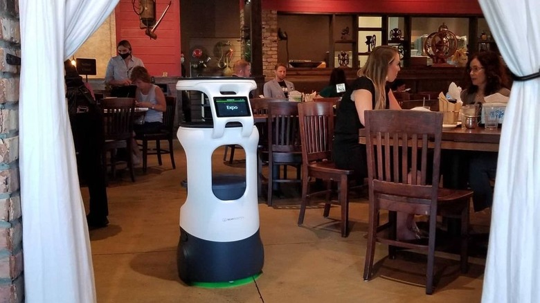 A Servi robot at a Sergio's restaurant location