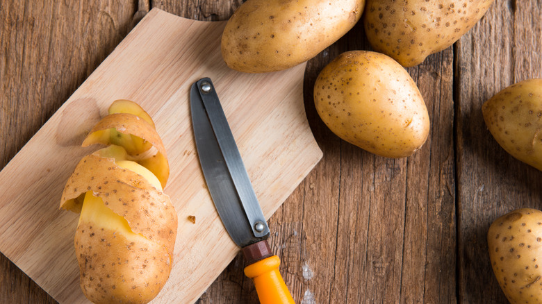 spiralizing potato