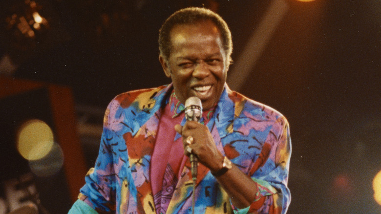 Lou Rawls singing