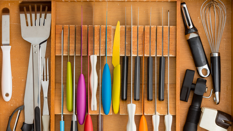 Knife drawer with utensils