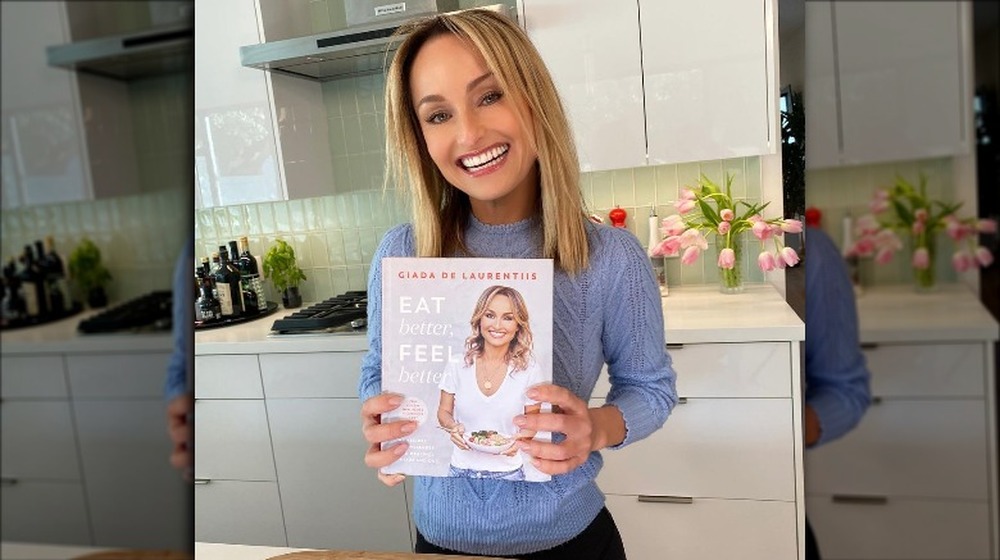 Giada De Laurentiis holds new cookbook