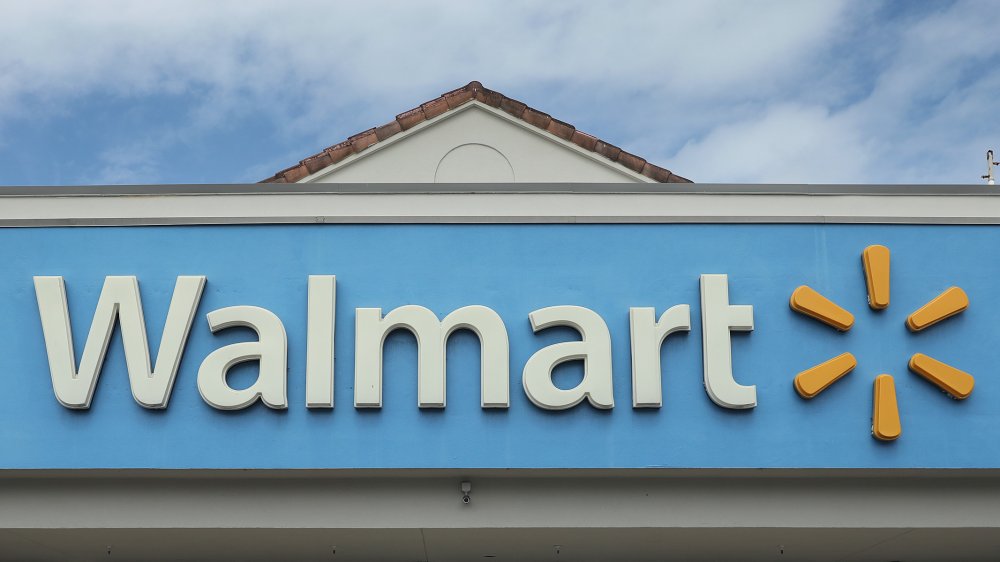 Walmart sign