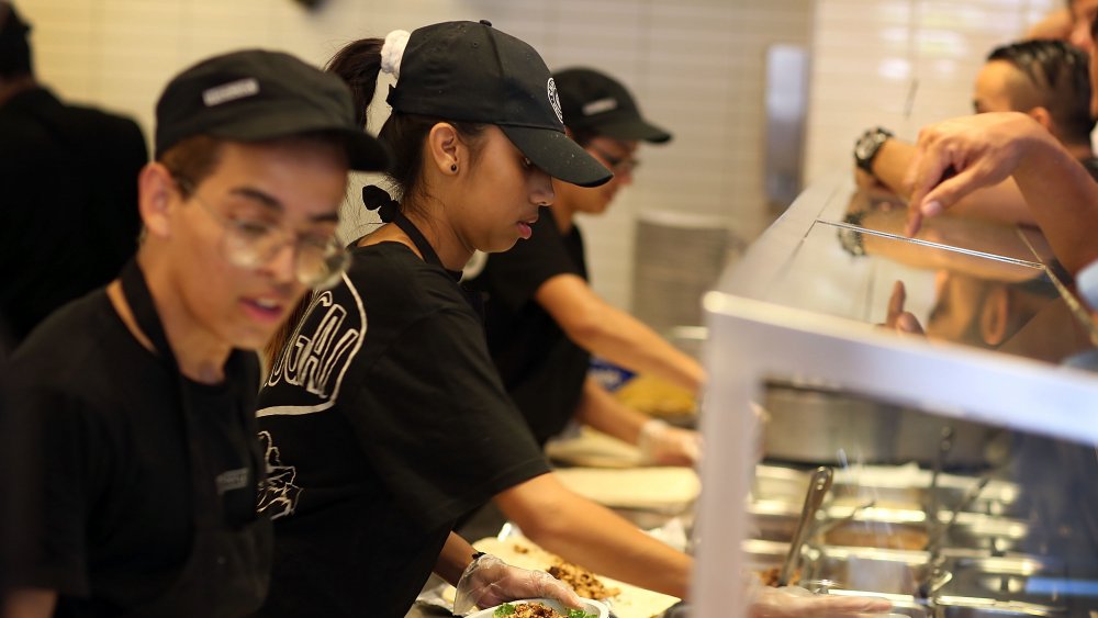 chipotle teen worker lawsuit