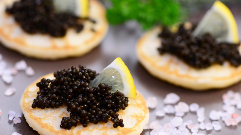 blinis Russian pancakes caviar