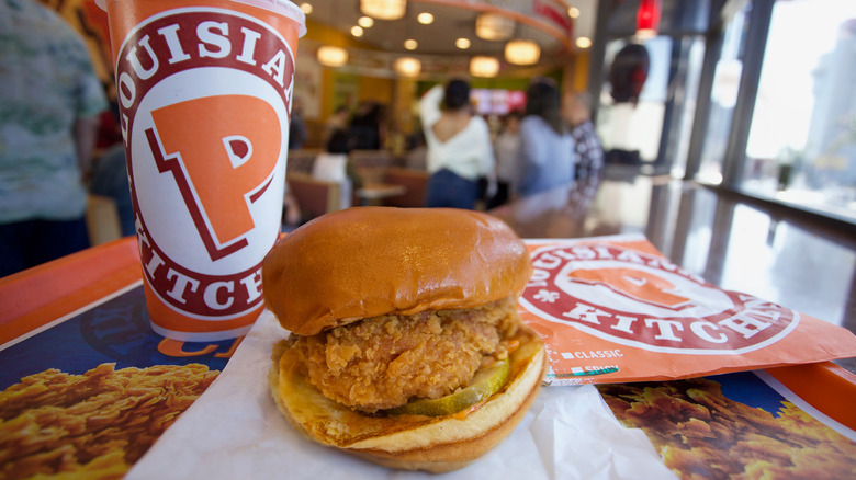 Popeyes chicken sandwich