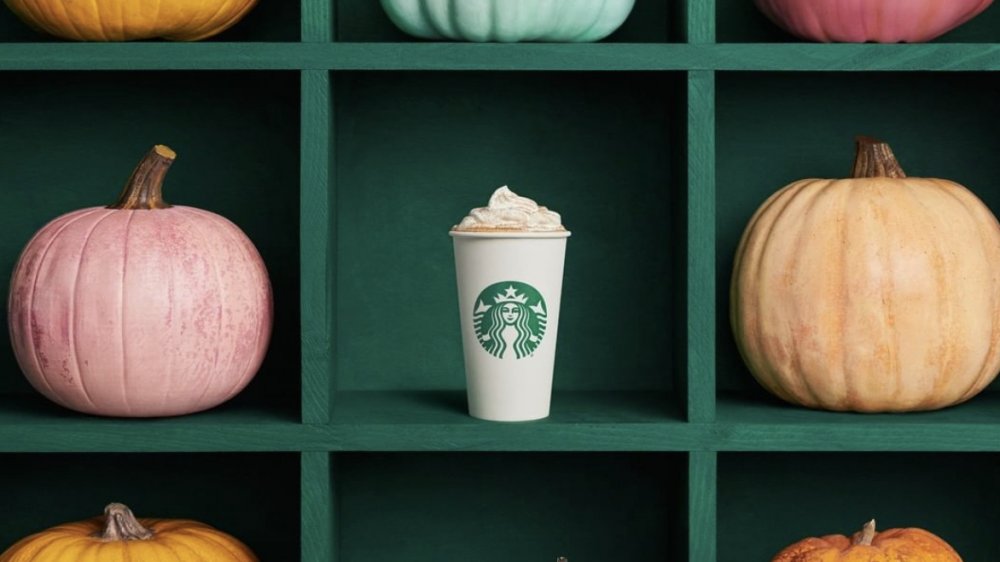 Pumpkin spice latte Starbucks