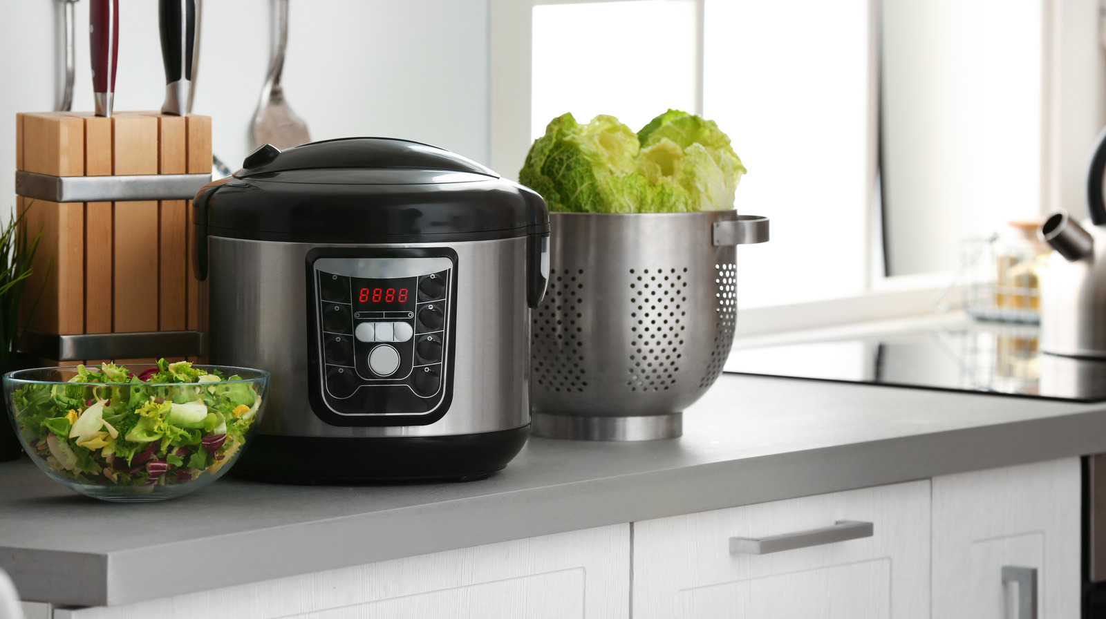 This slow cooker gets along with the stovetop - CNET