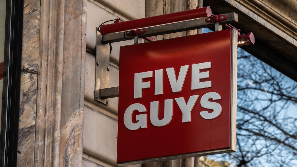 five guys sign 