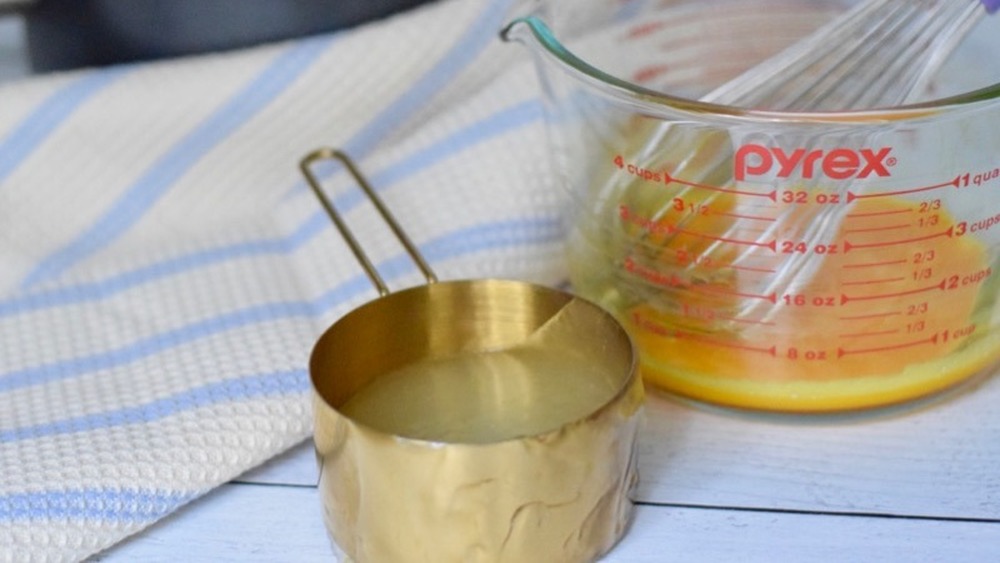 tempering egg yolks for lemon meringue pie recipe