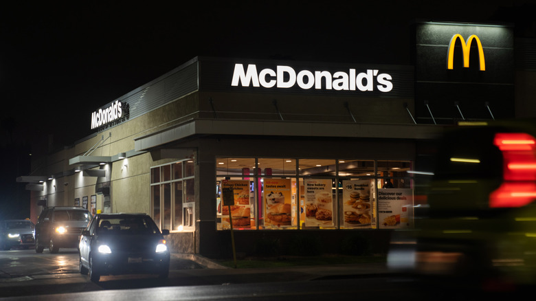 McDonald's storefront exterior