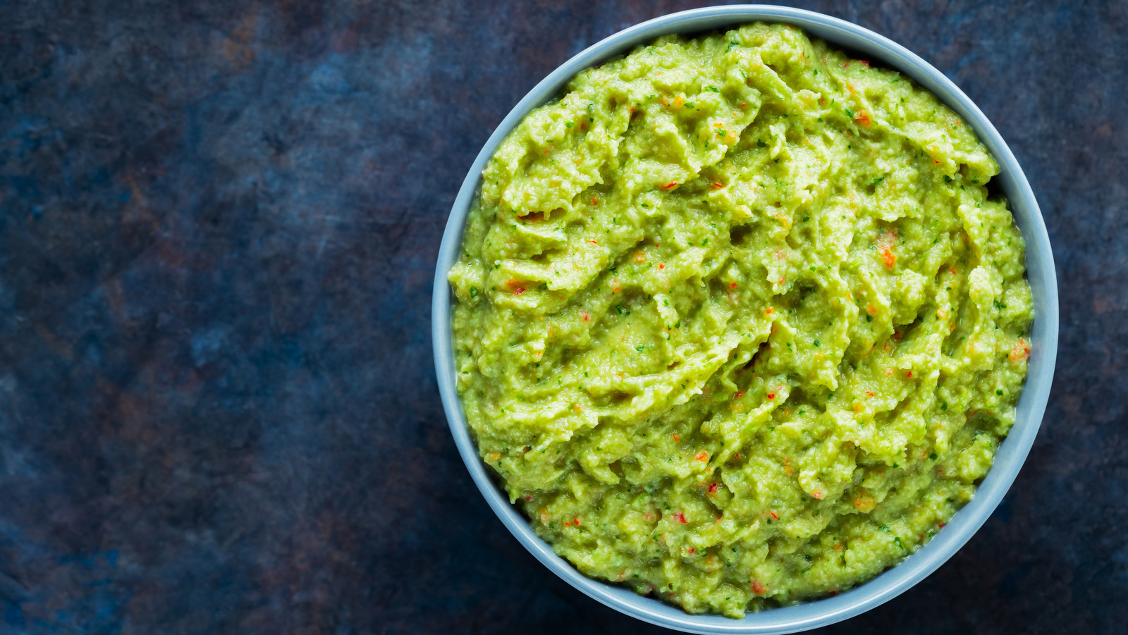 This Record Breaking Guacamole Weighed As Much As An Elephant   L Intro 1635960211 