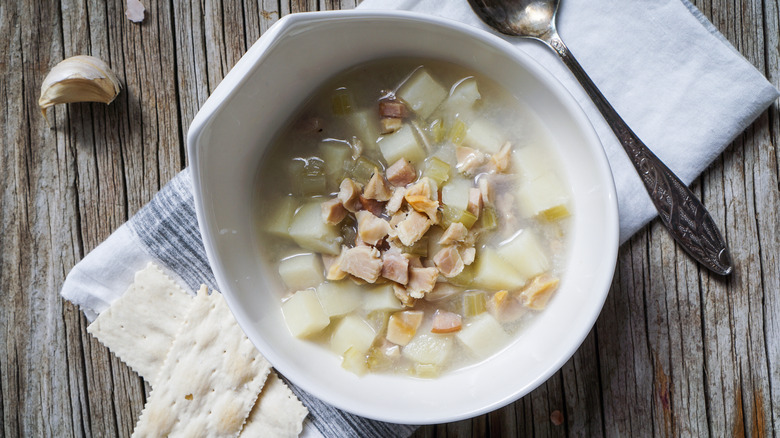 rhode island clam chowder