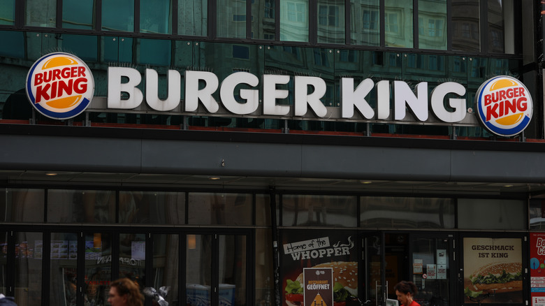 burger king store sign