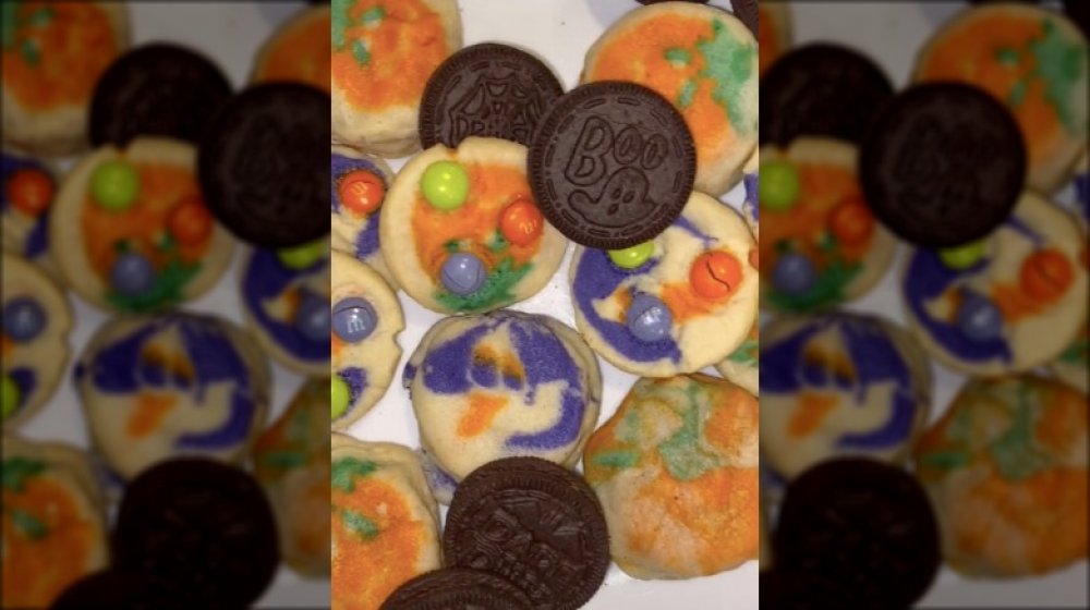 A screenshot of Halloween cookies